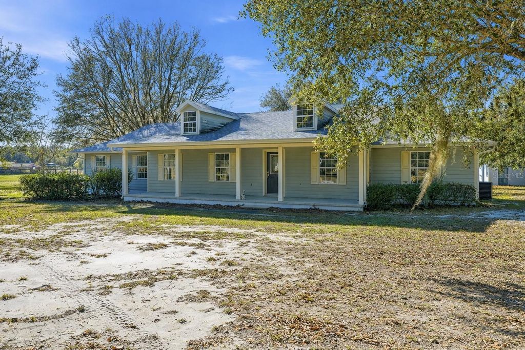 Image 2 of property listing at 36841 RESERVE DRIVE, Eustis, FL 32736