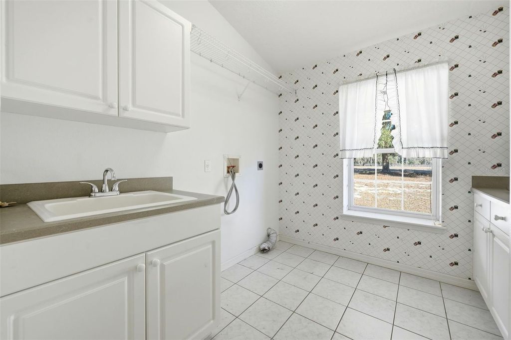 Image 22 of property listing at 36841 RESERVE DRIVE, Eustis, FL 32736