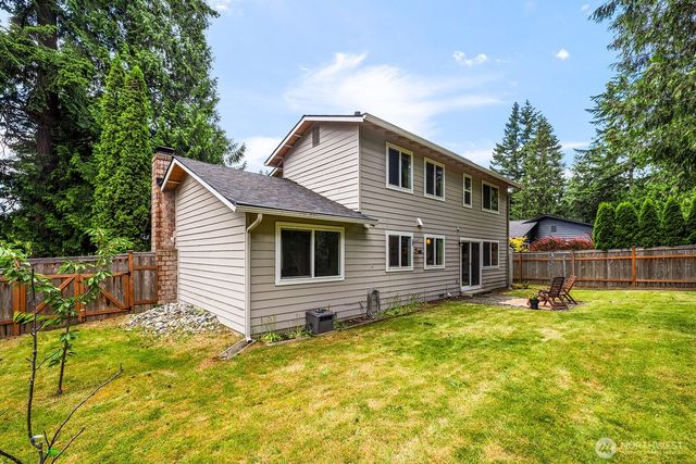 10710 126th Place NE, Kirkland, WA 98033