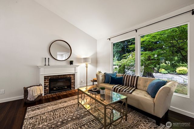 10710 126th Place NE, Kirkland, WA 98033