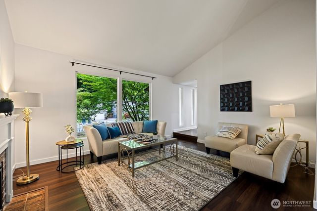 10710 126th Place NE, Kirkland, WA 98033