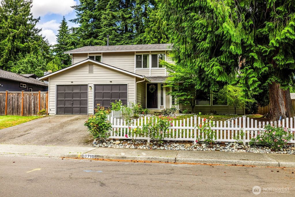 10710 126th Place NE, Kirkland, WA 98033