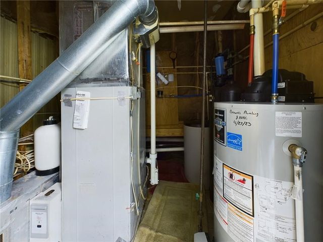 1350 Hecker Road, Waterloo, NY 13165