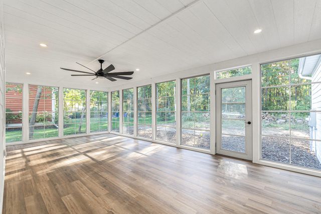 46304 Station Road, Grand Beach Vllg, MI 49117