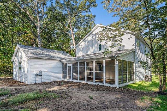 46304 Station Road, Grand Beach Vllg, MI 49117
