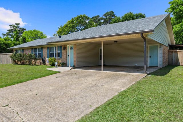 1113 Airline Dr, Marshall, TX 75672