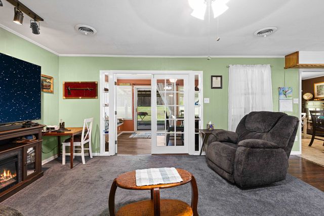 1113 Airline Dr, Marshall, TX 75672