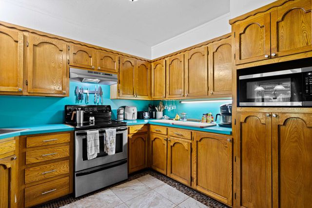 1113 Airline Dr, Marshall, TX 75672