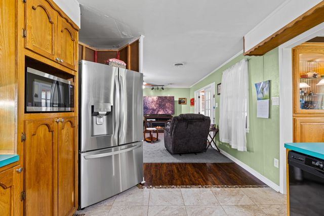 1113 Airline Dr, Marshall, TX 75672