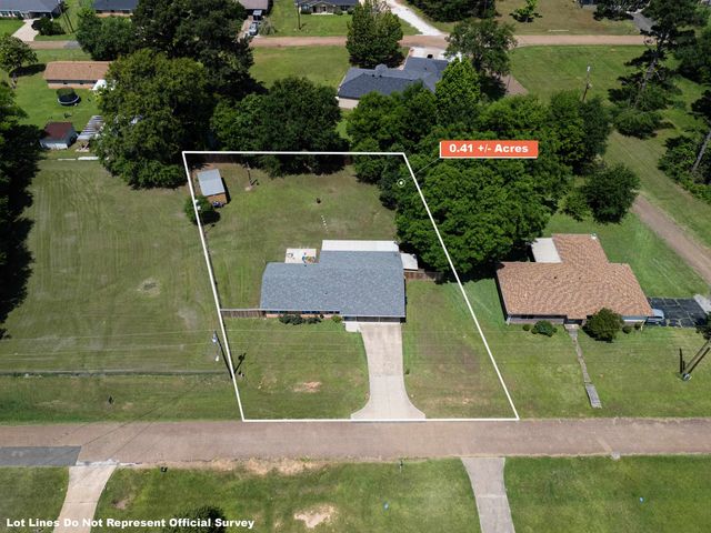 1113 Airline Dr, Marshall, TX 75672
