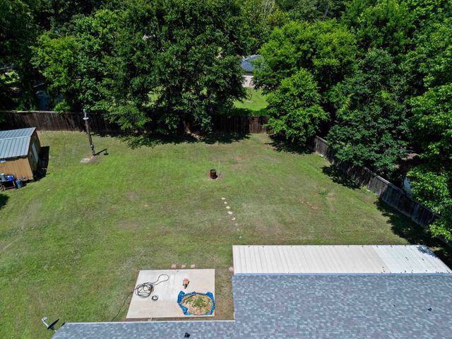 1113 Airline Dr, Marshall, TX 75672