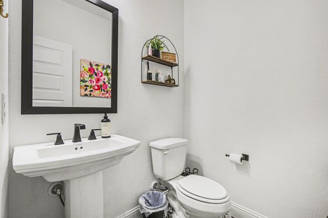 4204 Hacienda Parkway, Joshua, TX 76058