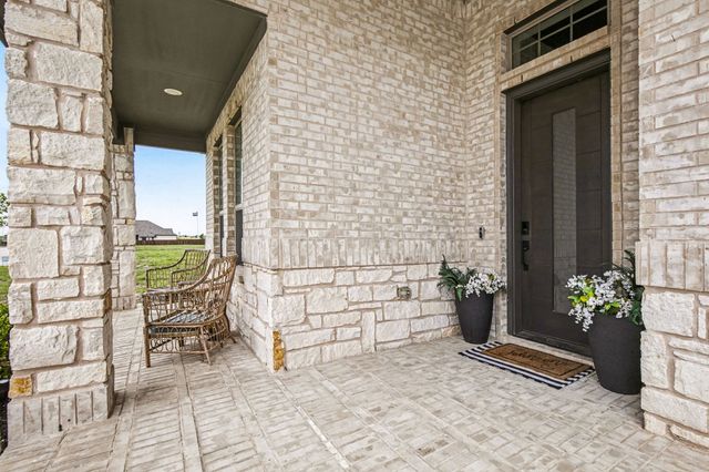 4204 Hacienda Parkway, Joshua, TX 76058