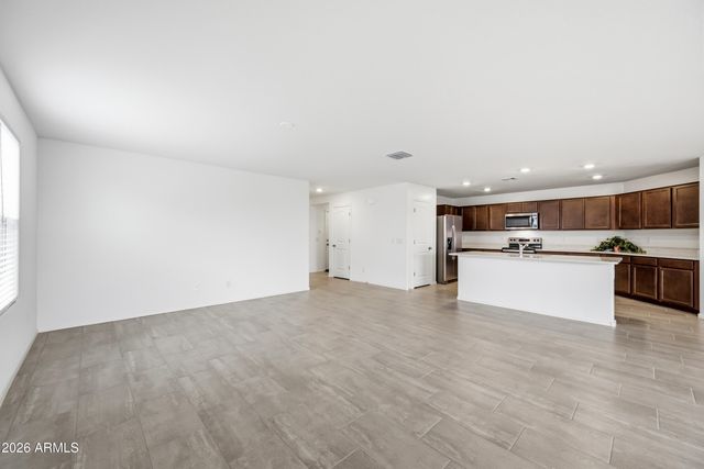 24661 W JESSICA Lane, Buckeye, AZ 85326
