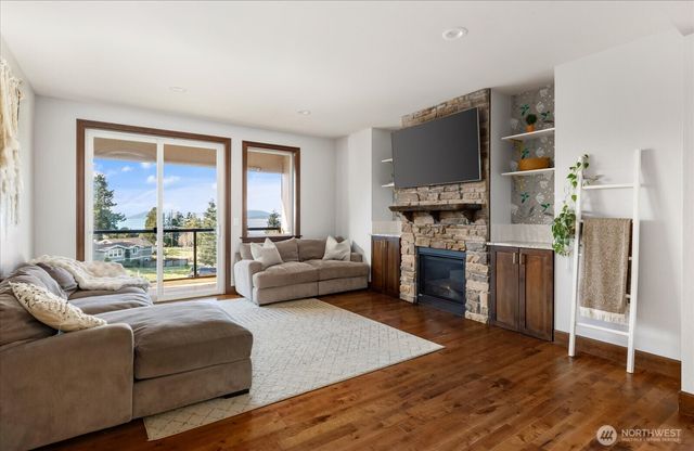 1403 Dakota Avenue, Anacortes, WA 98221