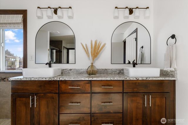 1403 Dakota Avenue, Anacortes, WA 98221