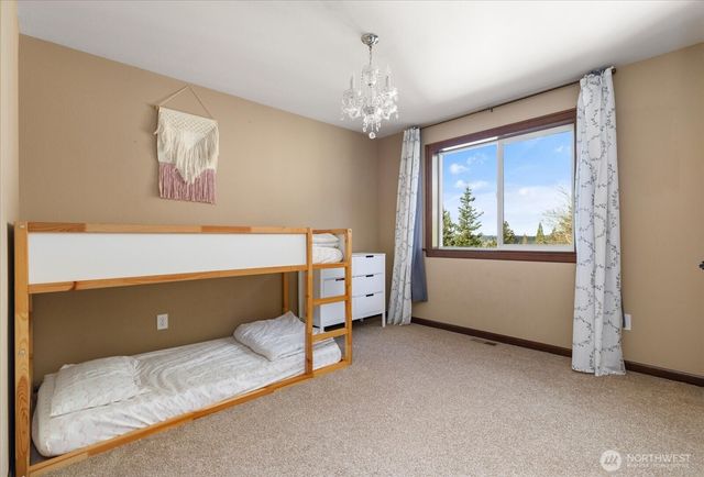 1403 Dakota Avenue, Anacortes, WA 98221