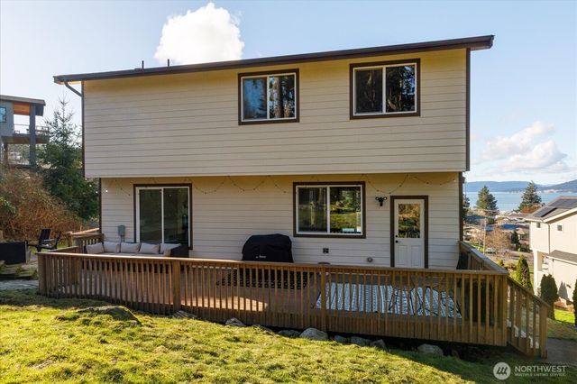 1403 Dakota Avenue, Anacortes, WA 98221