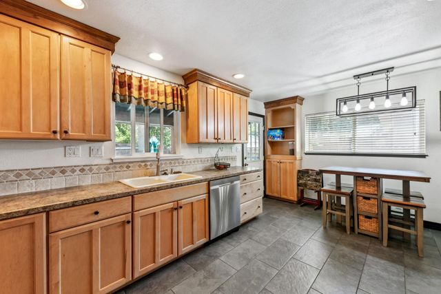 1197 Julie Ln, South Lake Tahoe, CA 96150