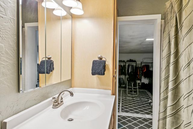 1197 Julie Ln, South Lake Tahoe, CA 96150