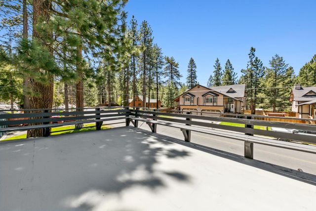 1197 Julie Ln, South Lake Tahoe, CA 96150