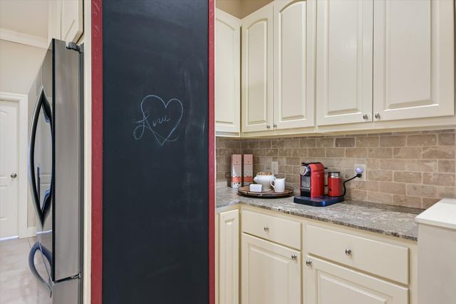 7523 Grover Ave, Austin, TX 78757