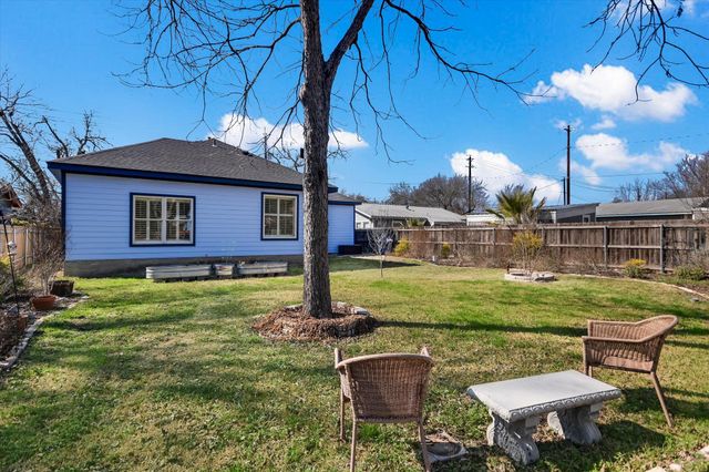 7523 Grover Ave, Austin, TX 78757