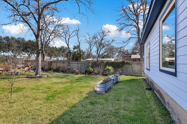 7523 Grover Ave, Austin, TX 78757