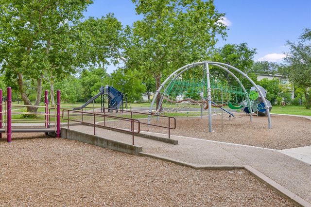 7523 Grover Ave, Austin, TX 78757