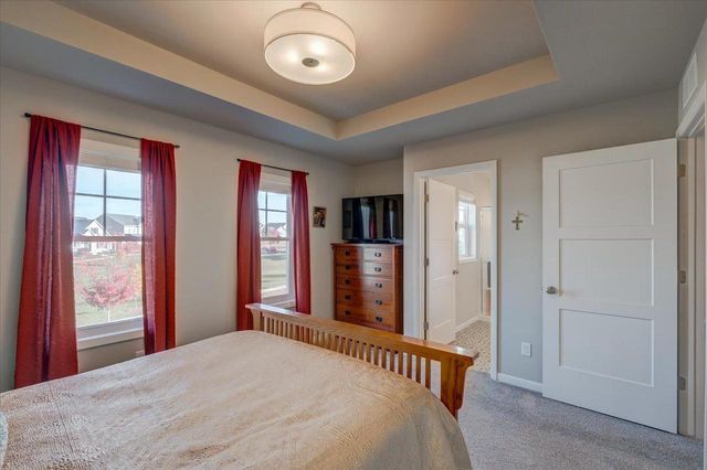 627 Hillcrest Drive, Waunakee, WI 53597