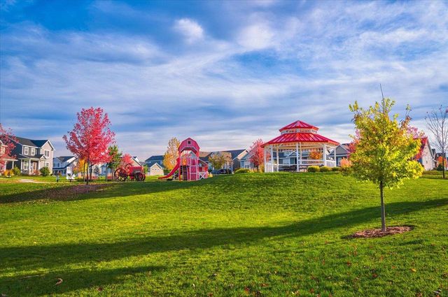 627 Hillcrest Drive, Waunakee, WI 53597