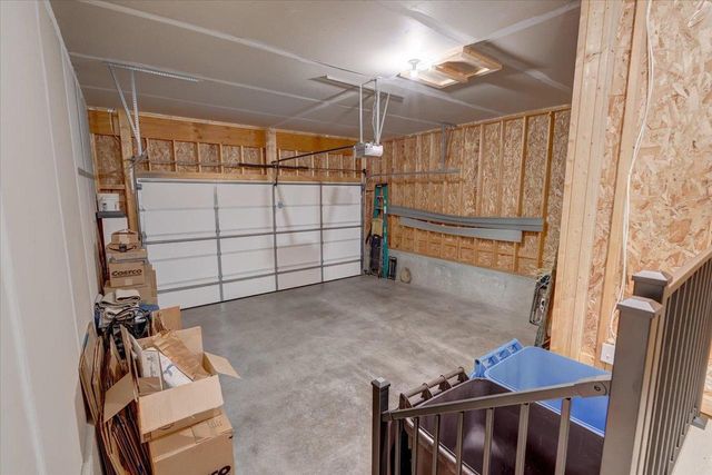 627 Hillcrest Drive, Waunakee, WI 53597