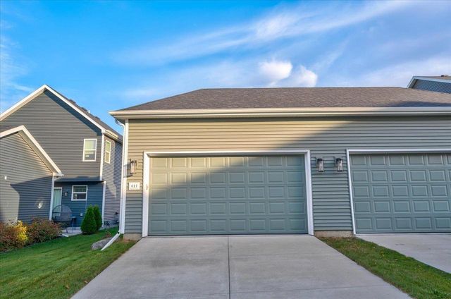 627 Hillcrest Drive, Waunakee, WI 53597