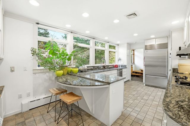 198 Judson Avenue, Dobbs Ferry, NY 10522