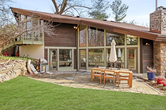 198 Judson Avenue, Dobbs Ferry, NY 10522