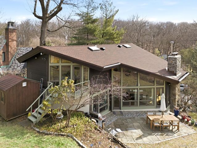 198 Judson Avenue, Dobbs Ferry, NY 10522