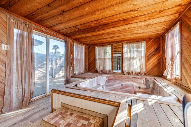 3849 Sunset Drive, San Angelo, TX 76904