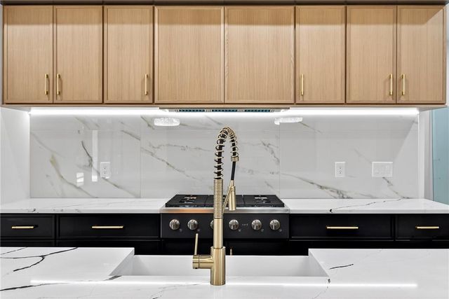 101 Deer Canyon Dr, Auburn, GA 30011