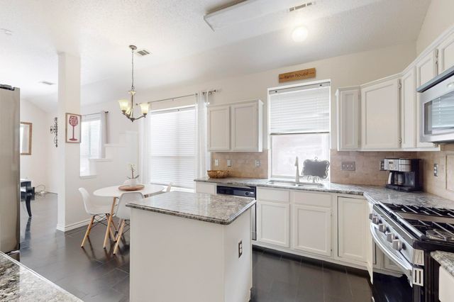 7306 Gillon Drive, Rowlett, TX 75089