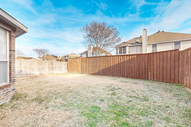 7306 Gillon Drive, Rowlett, TX 75089