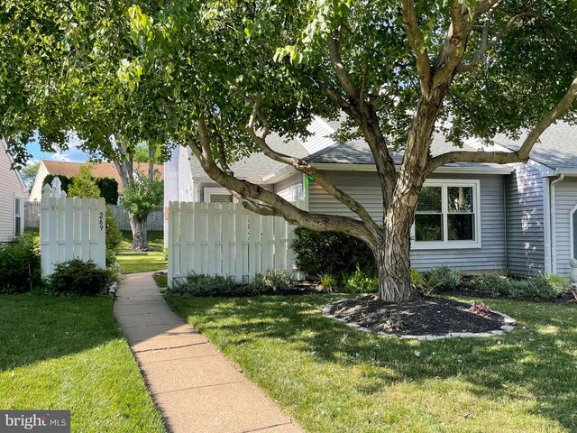 269 WOOD STREAM COURT, Langhorne, PA 19047