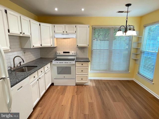 269 WOOD STREAM COURT, Langhorne, PA 19047
