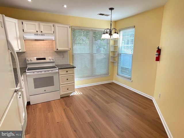 269 WOOD STREAM COURT, Langhorne, PA 19047