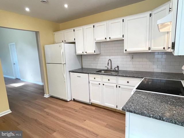 269 WOOD STREAM COURT, Langhorne, PA 19047