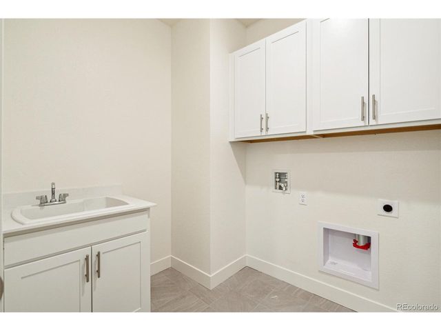 836 Eastport Dr, Berthoud, CO 80513
