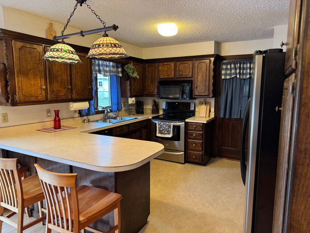 6160 US Route 2 Highway, Marshfield, VT 05658