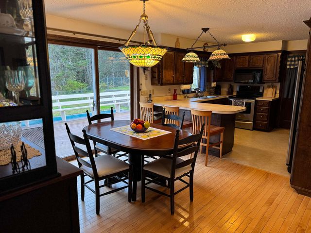 6160 US Route 2 Highway, Marshfield, VT 05658