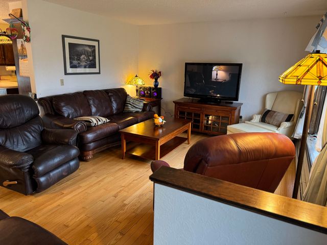 6160 US Route 2 Highway, Marshfield, VT 05658