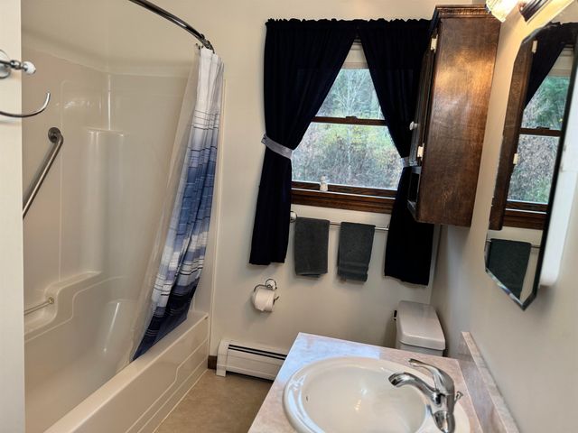 6160 US Route 2 Highway, Marshfield, VT 05658