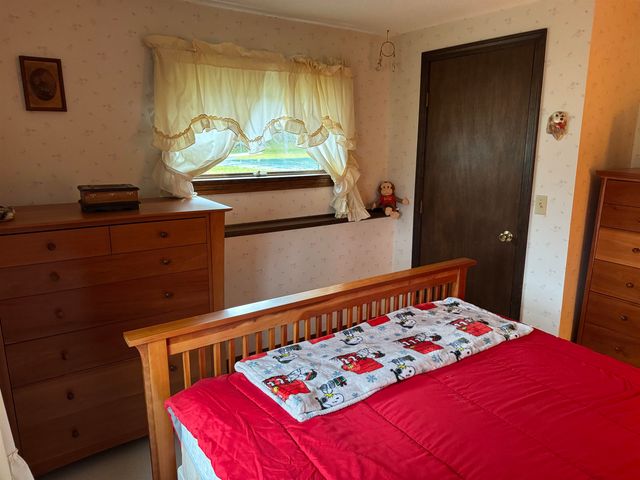 6160 US Route 2 Highway, Marshfield, VT 05658